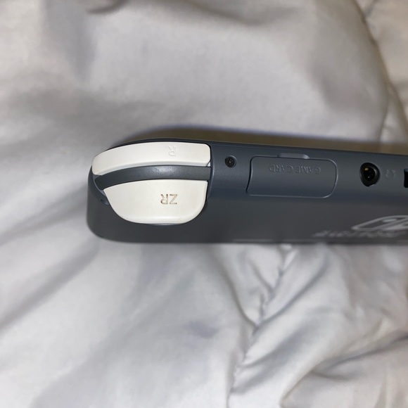 Nintendo Switch Lite. Like new condition. PRICE IS FIRM!! - Picture 6 of 10